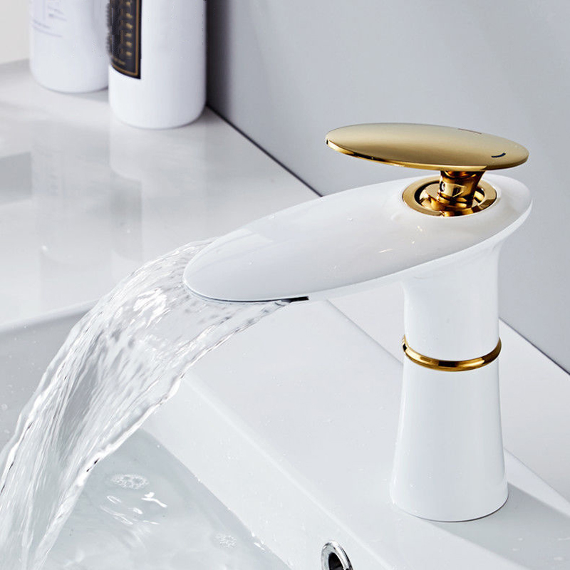 Bateria umywalkowa z wodospade – Home Hardware Bathroom Sinks recenzja i cena